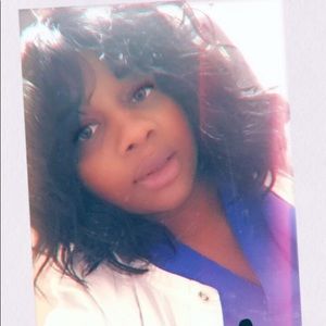 Meet your Posher, Renesha